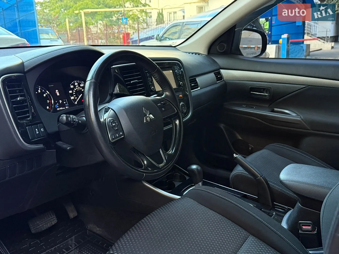 2017 Mitsubishi Outlander - мініатюра 9