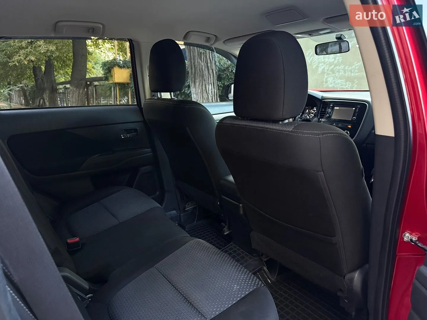 2017 Mitsubishi Outlander - мініатюра 19