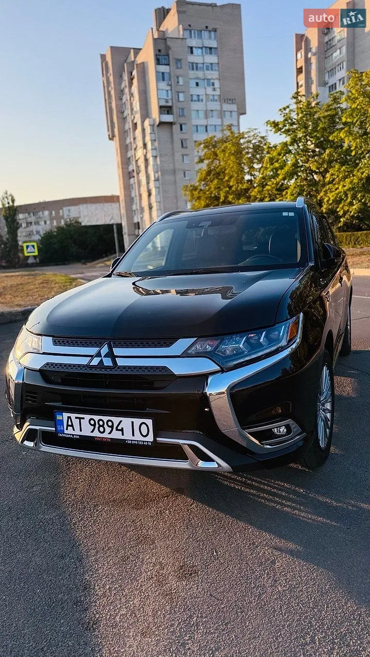 2019 Mitsubishi Outlander - мініатюра 16