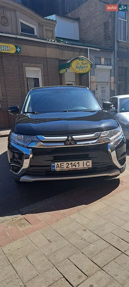 2016 Mitsubishi Outlander - мініатюра 30