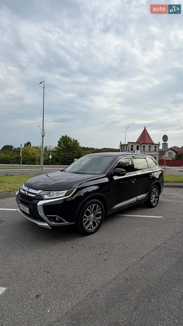 2015 Mitsubishi Outlander - мініатюра 11