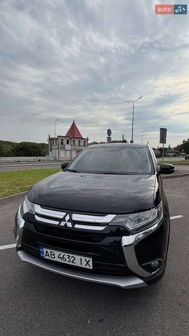 2015 Mitsubishi Outlander - мініатюра 13