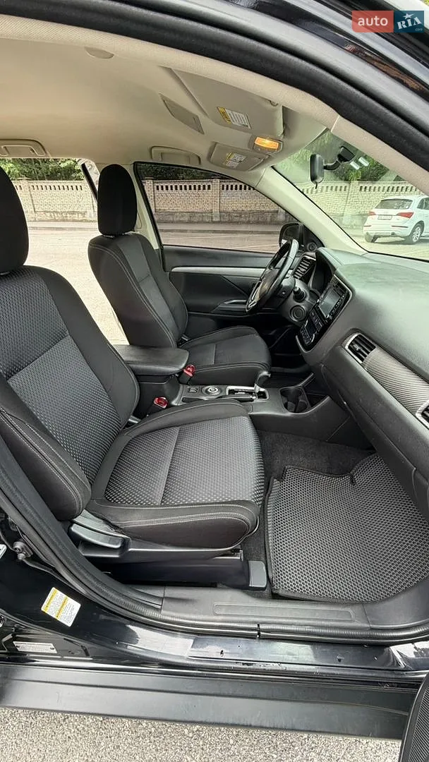 2015 Mitsubishi Outlander - мініатюра 34