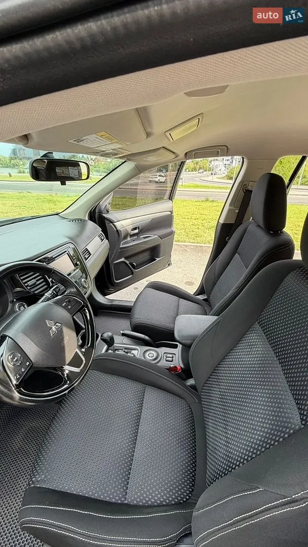2015 Mitsubishi Outlander - мініатюра 44