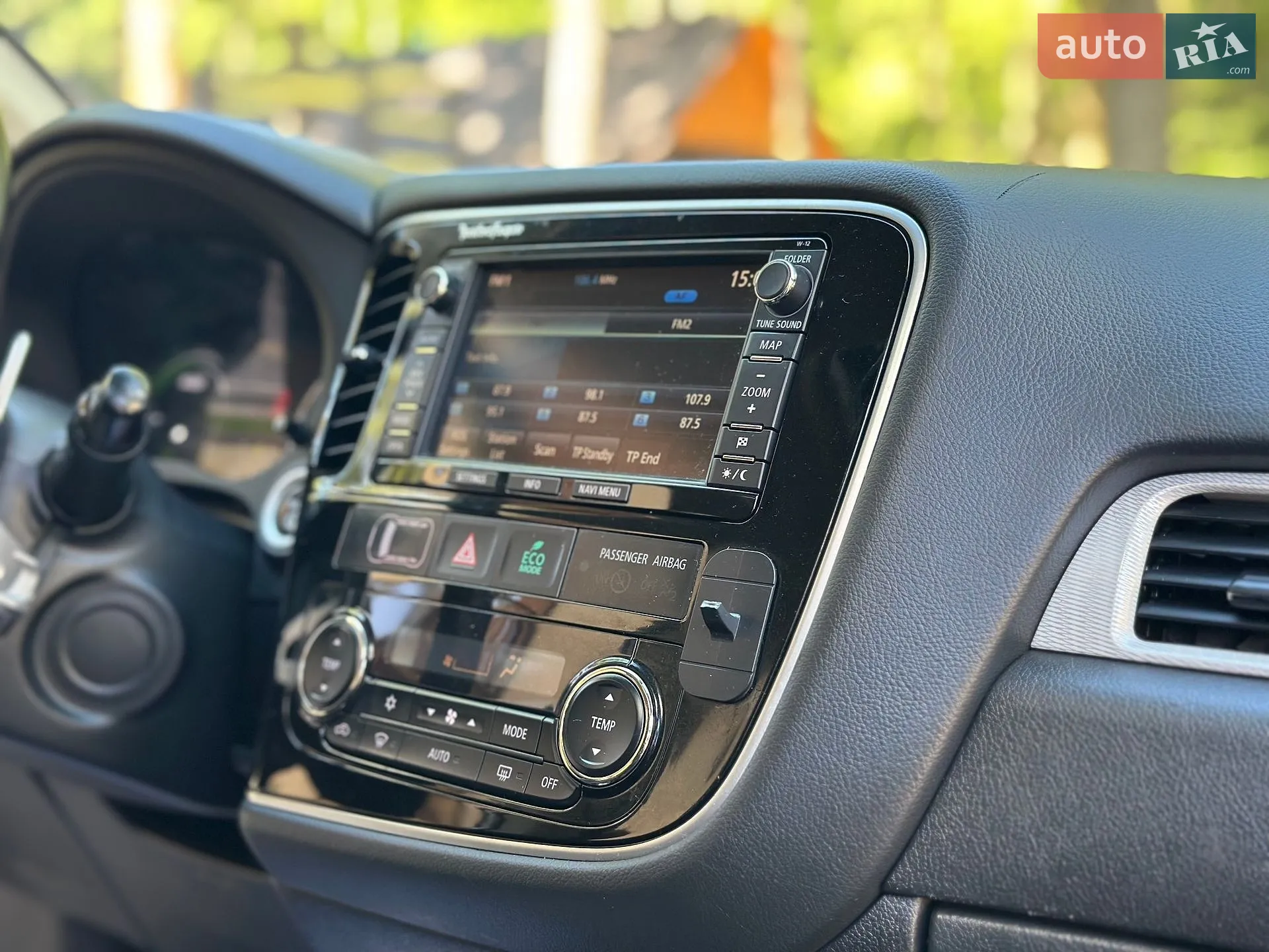 2015 Mitsubishi Outlander - мініатюра 78