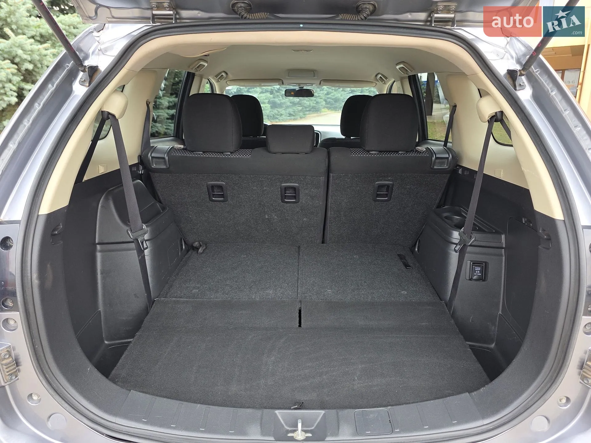 2017 Mitsubishi Outlander - мініатюра 20