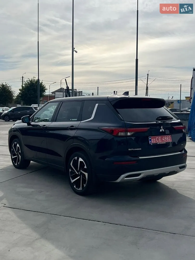 2022 Mitsubishi Outlander - мініатюра 20