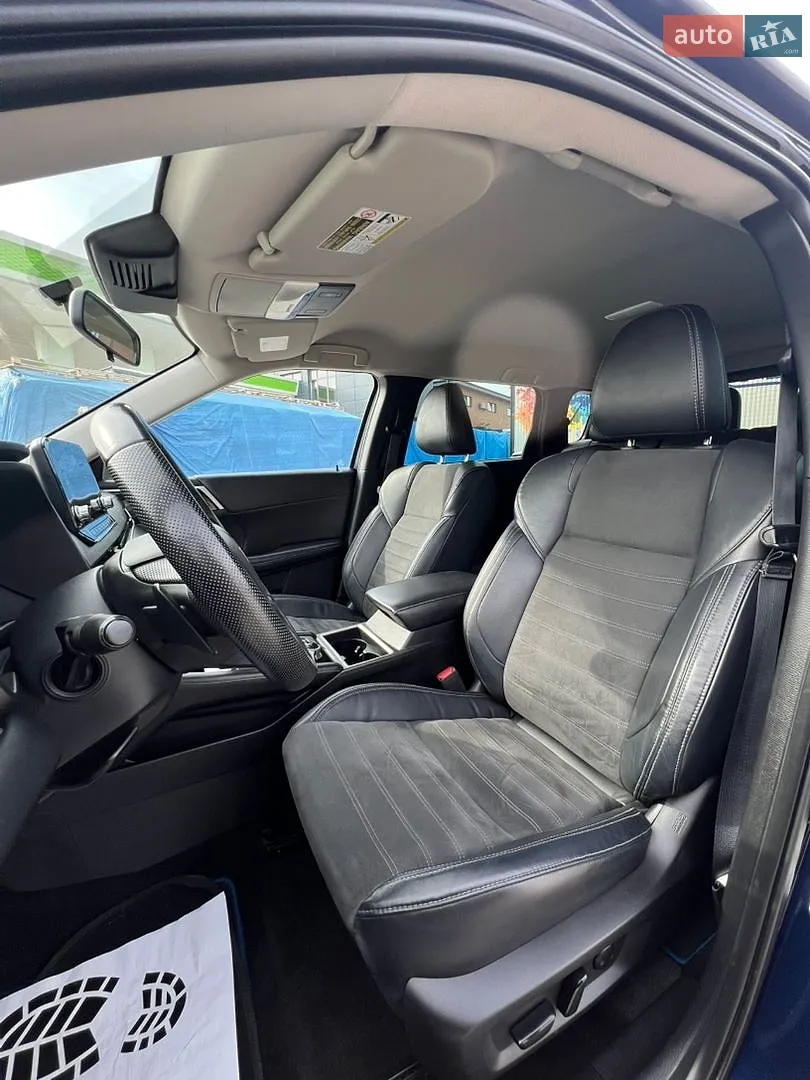 2022 Mitsubishi Outlander - мініатюра 28