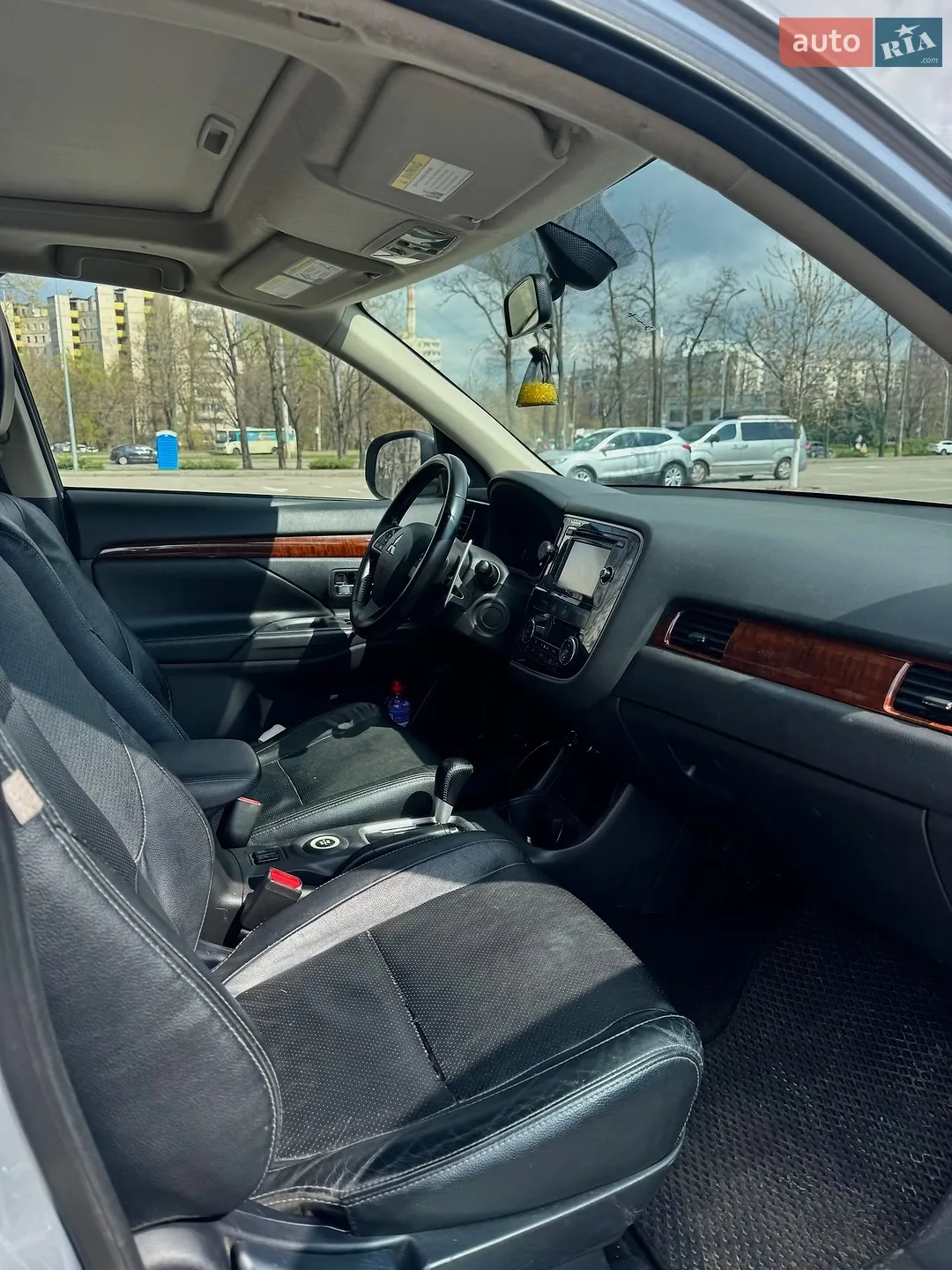 2013 Mitsubishi Outlander - мініатюра 17