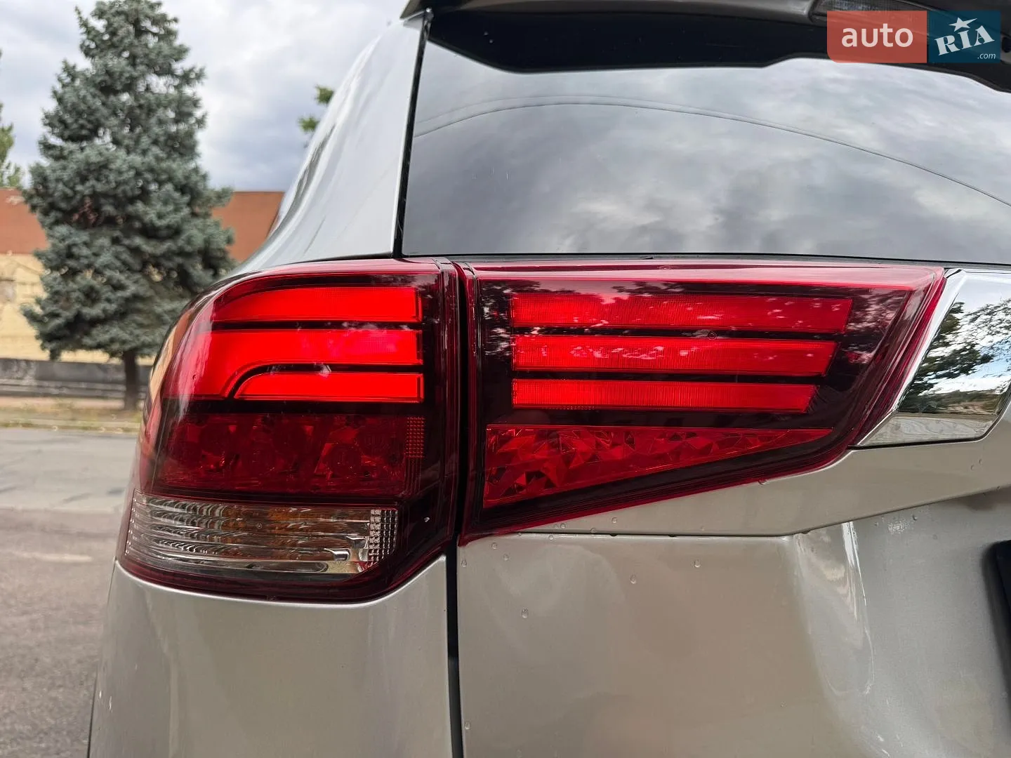 2019 Mitsubishi Outlander - мініатюра 17