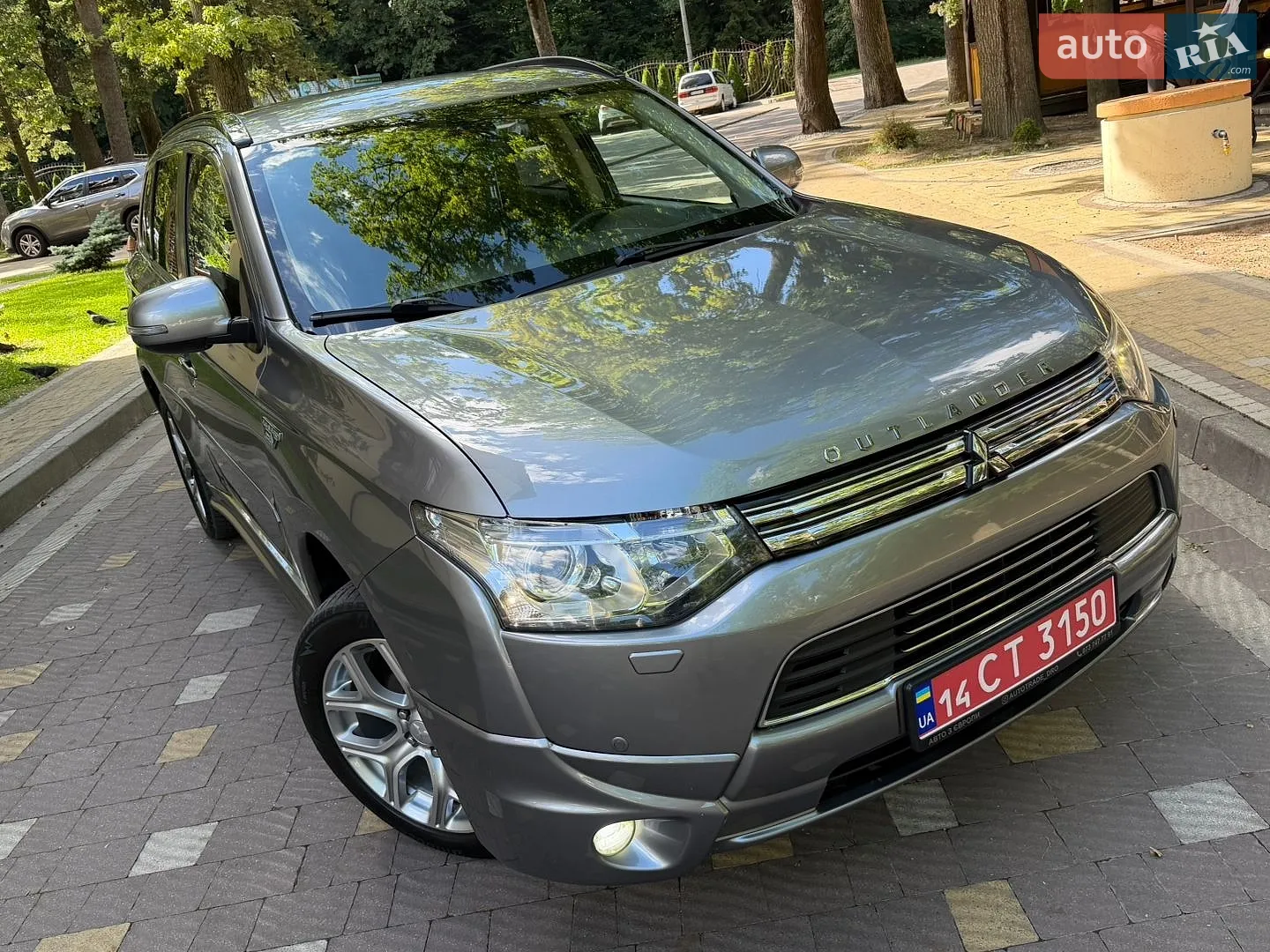 2014 Mitsubishi Outlander - мініатюра 6