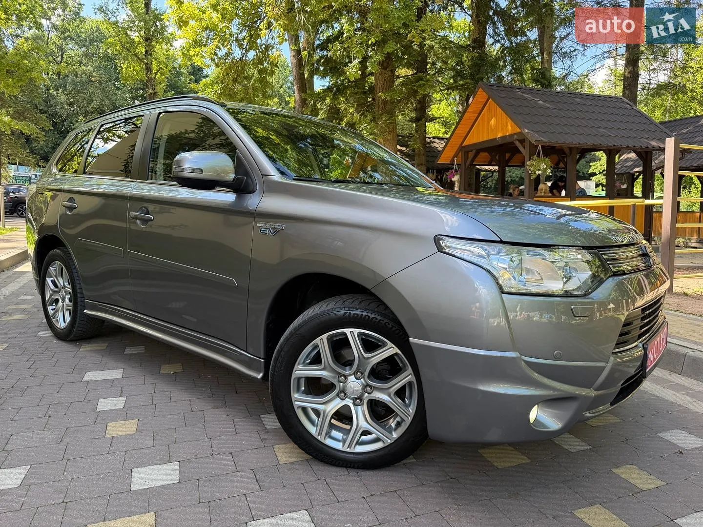 2014 Mitsubishi Outlander - мініатюра 13