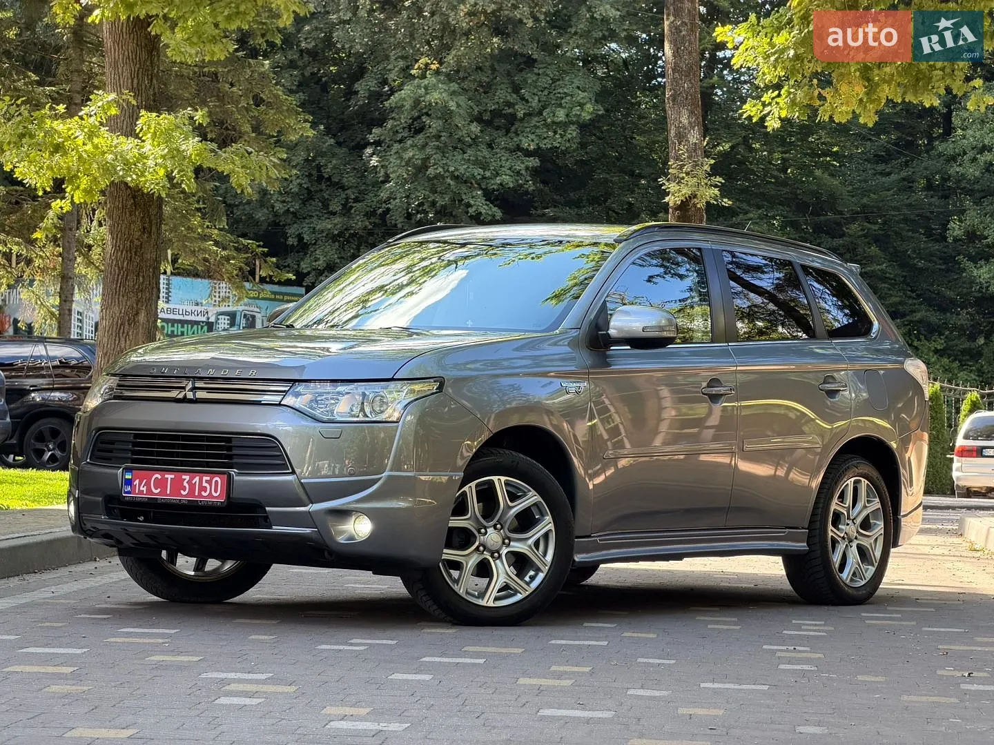 2014 Mitsubishi Outlander - мініатюра 22