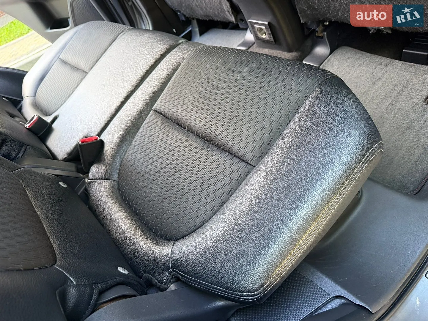 2014 Mitsubishi Outlander - мініатюра 110