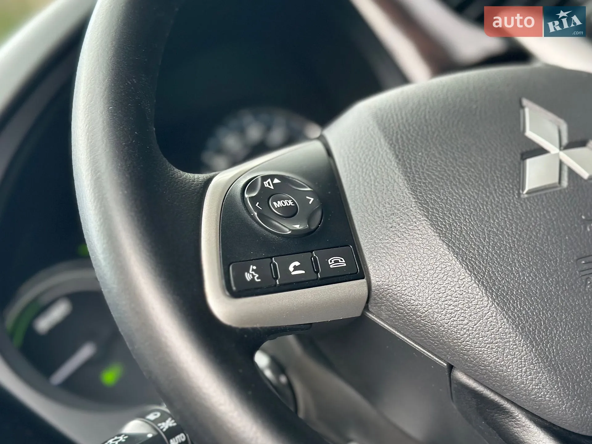 2015 Mitsubishi Outlander - мініатюра 87