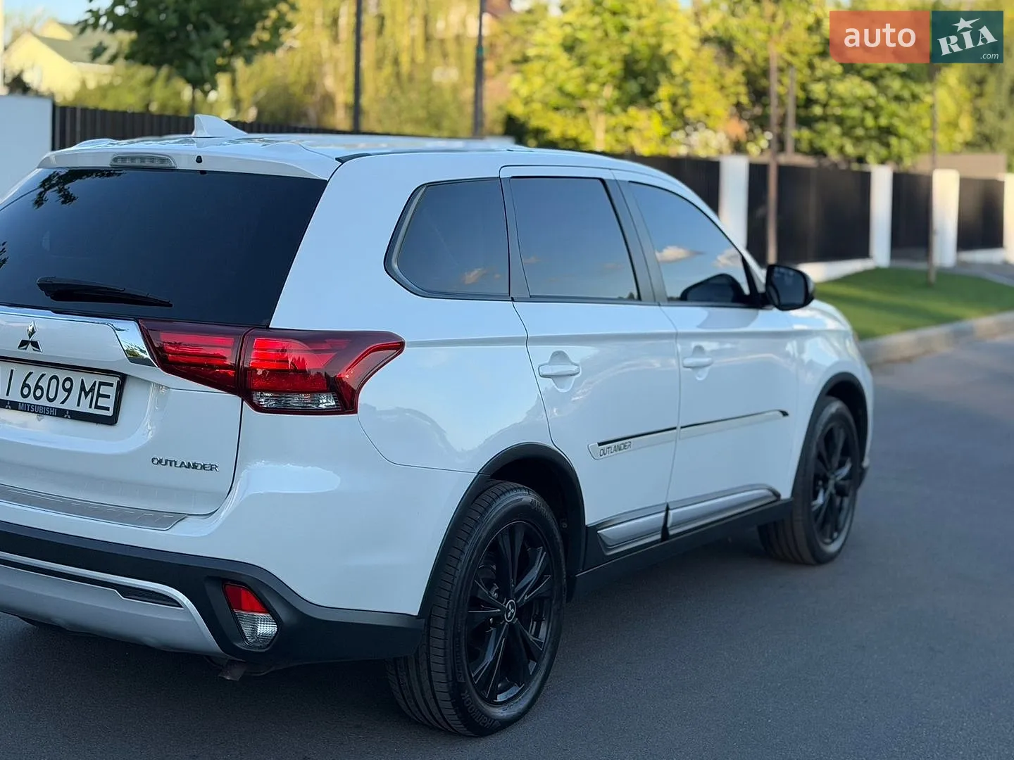 2019 Mitsubishi Outlander - мініатюра 5