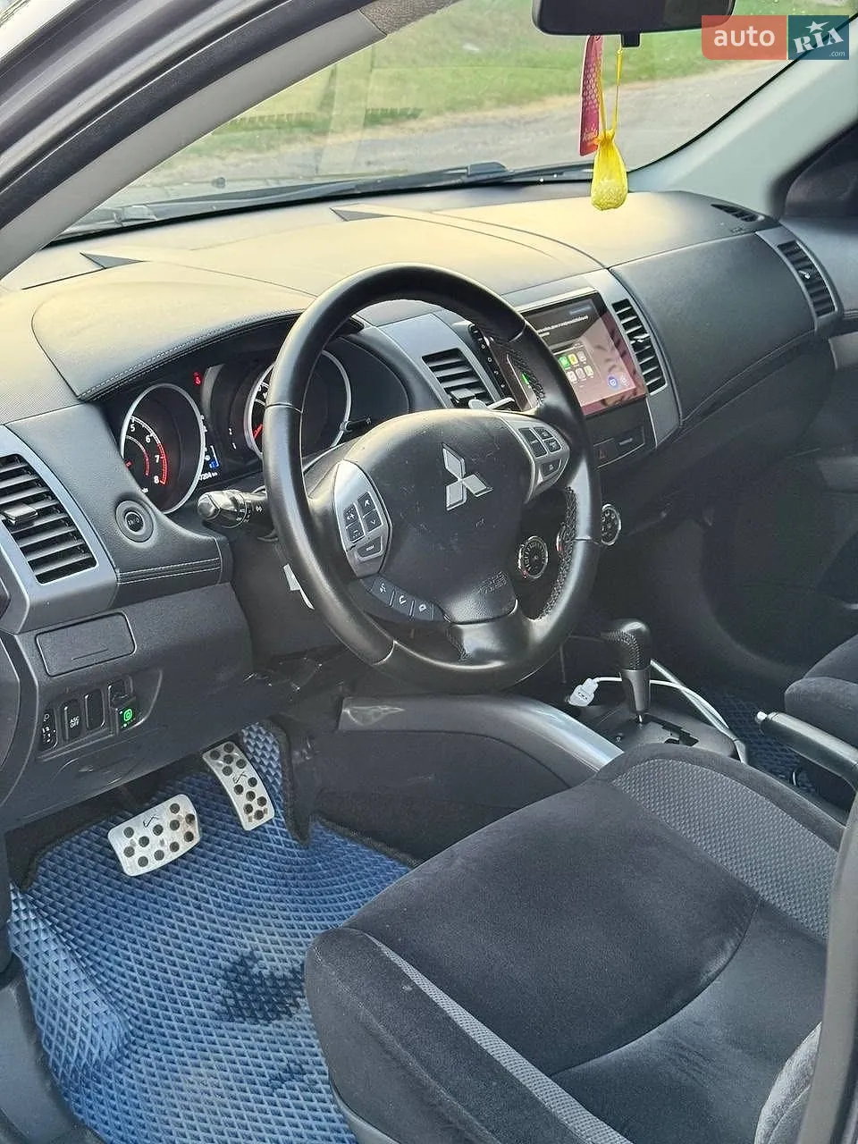 2010 Mitsubishi Outlander - мініатюра 8