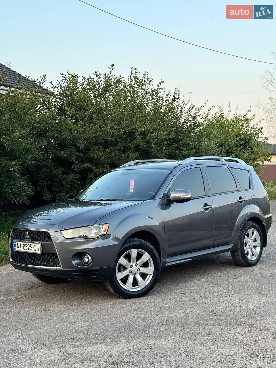 2010 Mitsubishi Outlander - мініатюра 2