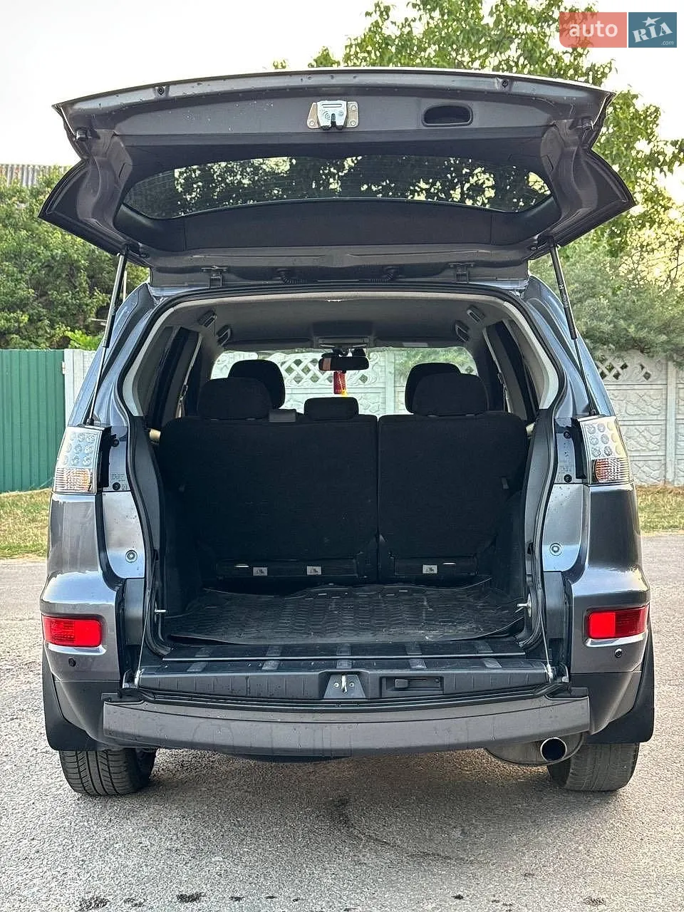 2010 Mitsubishi Outlander - мініатюра 19