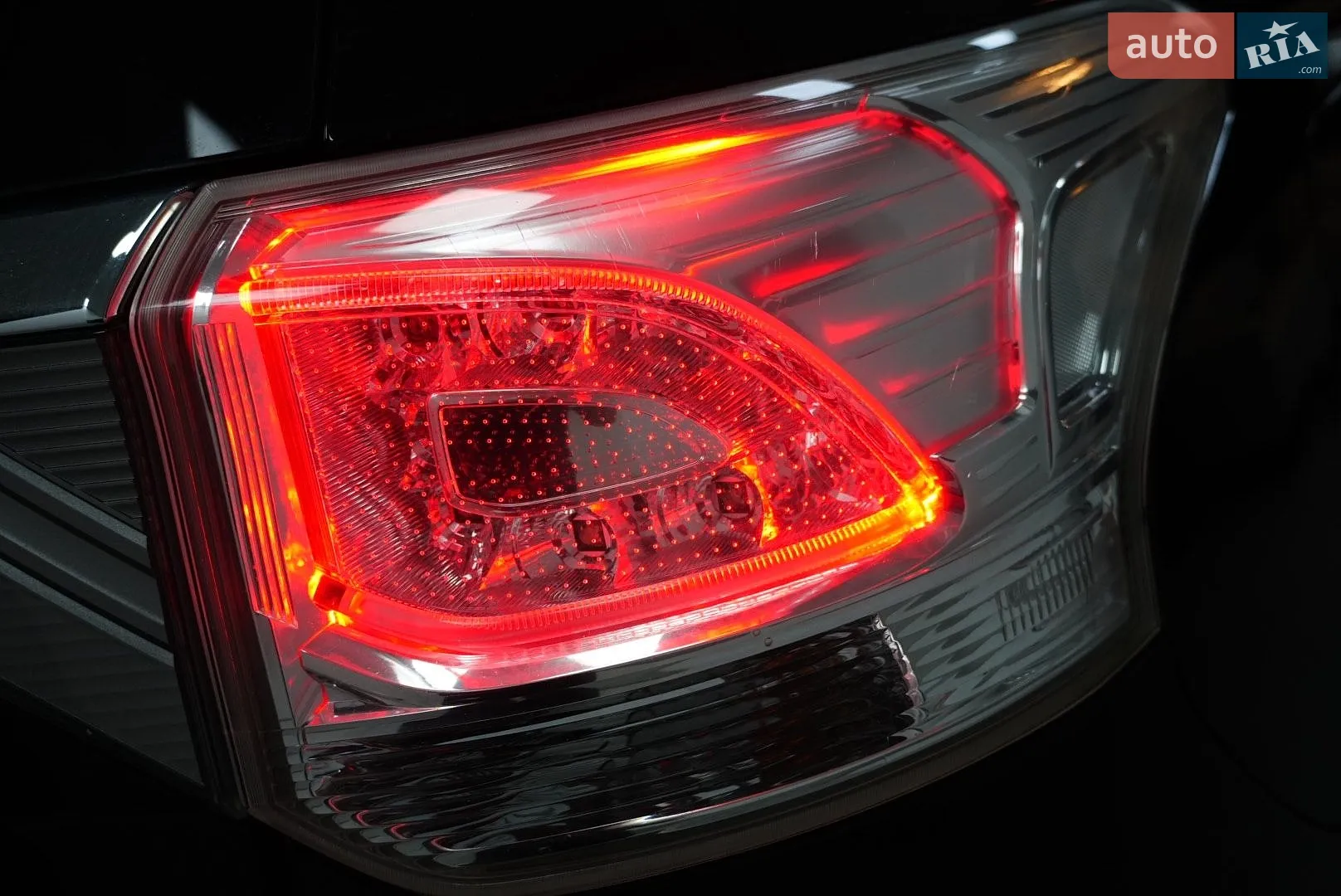 2015 Mitsubishi Outlander - мініатюра 21