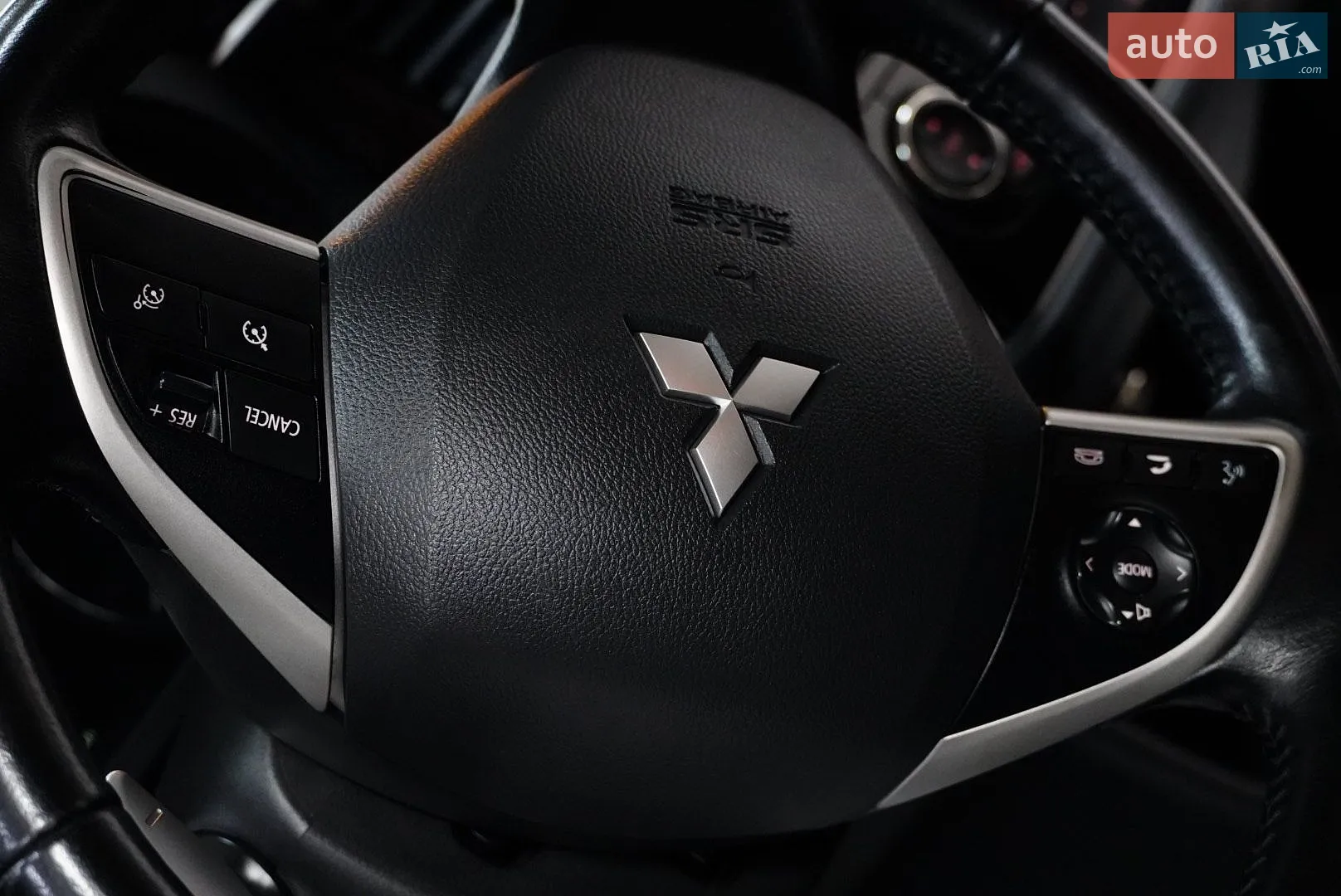 2015 Mitsubishi Outlander - мініатюра 39
