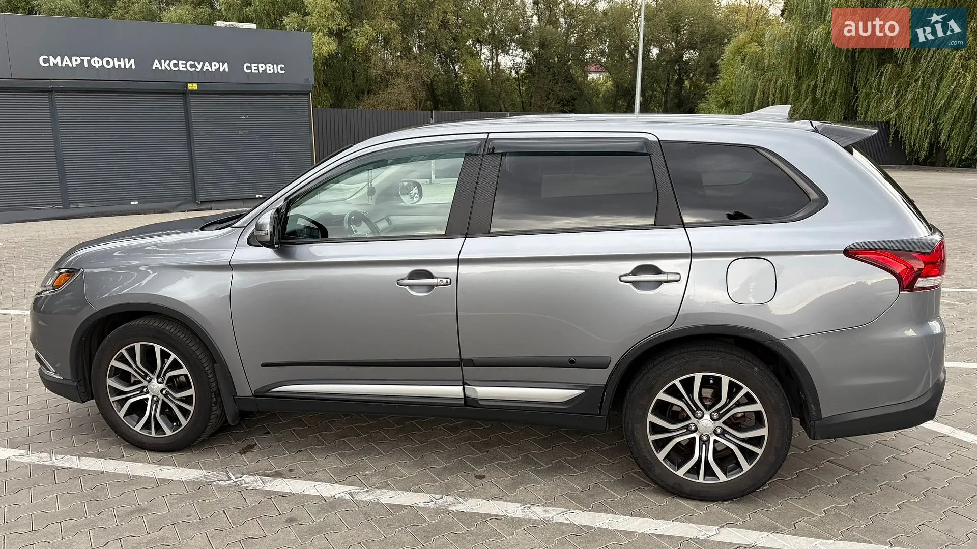 2017 Mitsubishi Outlander - мініатюра 7