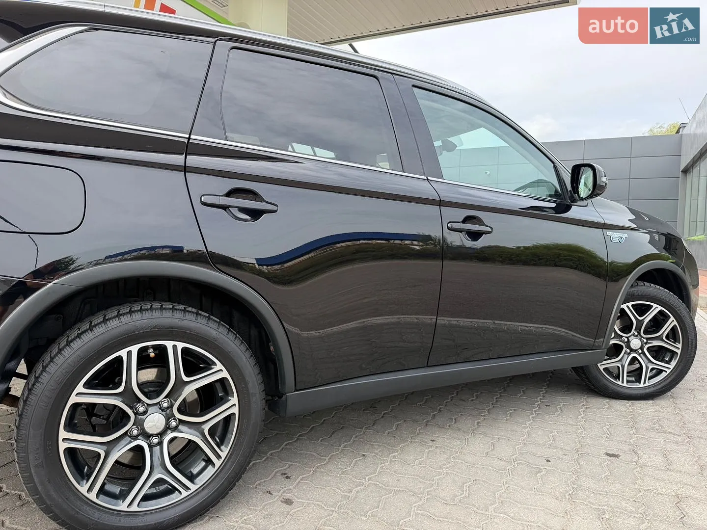 2015 Mitsubishi Outlander - мініатюра 55