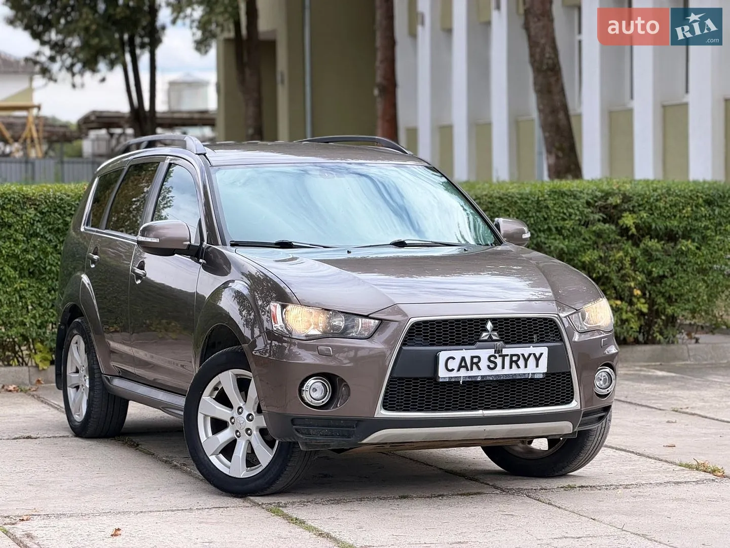2012 Mitsubishi Outlander - мініатюра 10