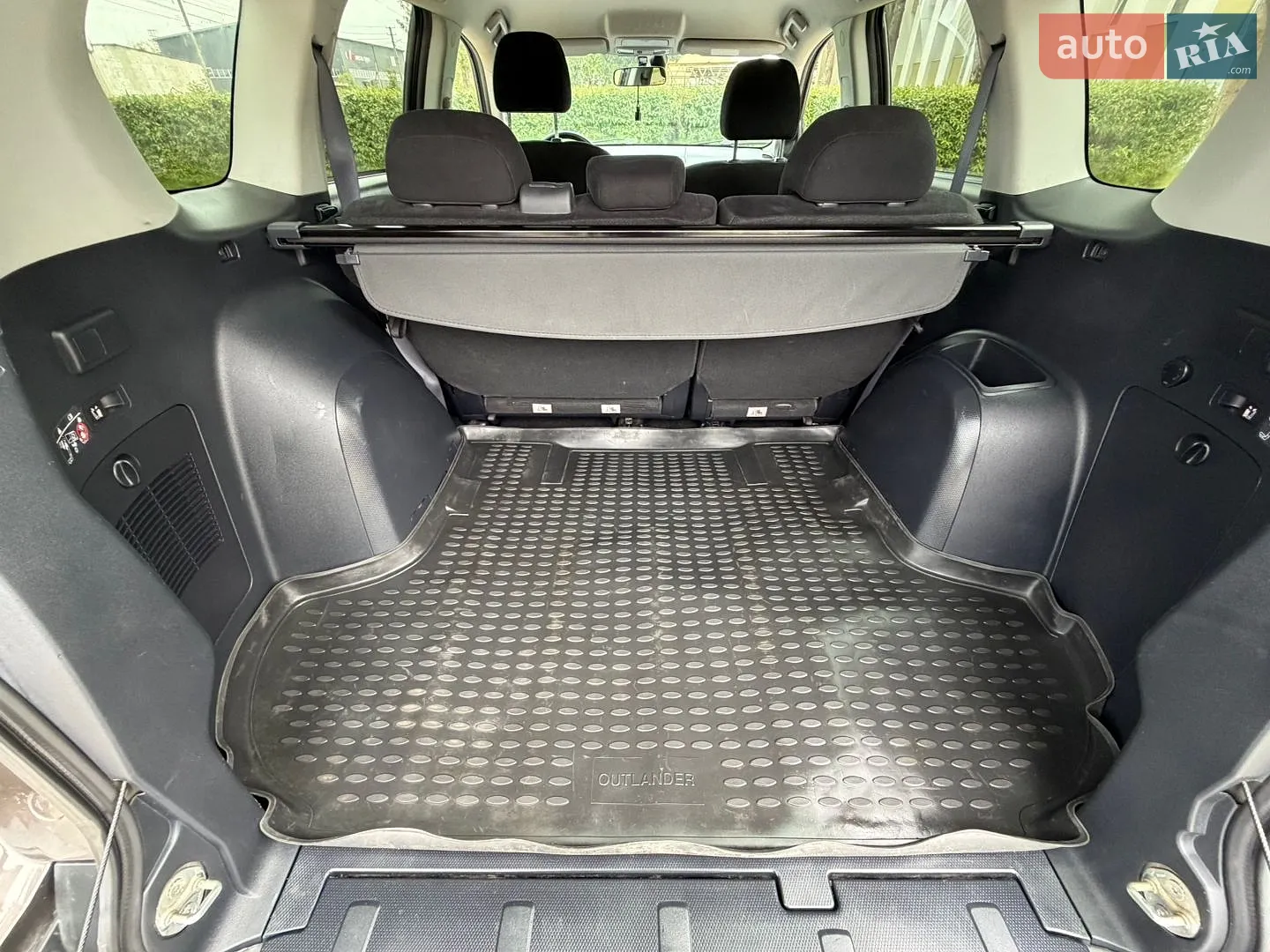 2012 Mitsubishi Outlander - мініатюра 31