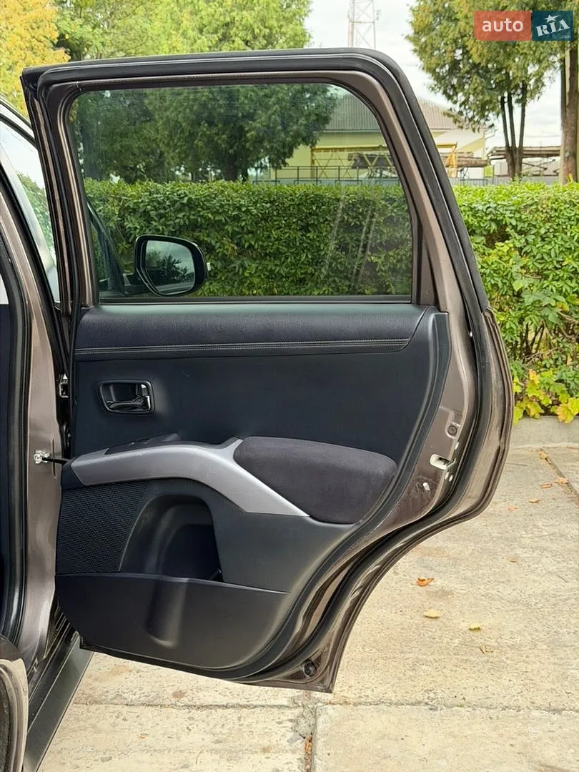 2012 Mitsubishi Outlander - мініатюра 34