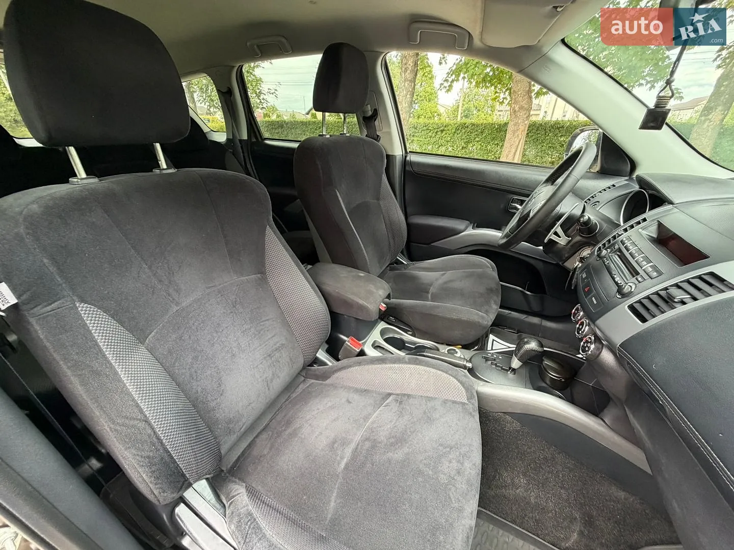 2012 Mitsubishi Outlander - мініатюра 39