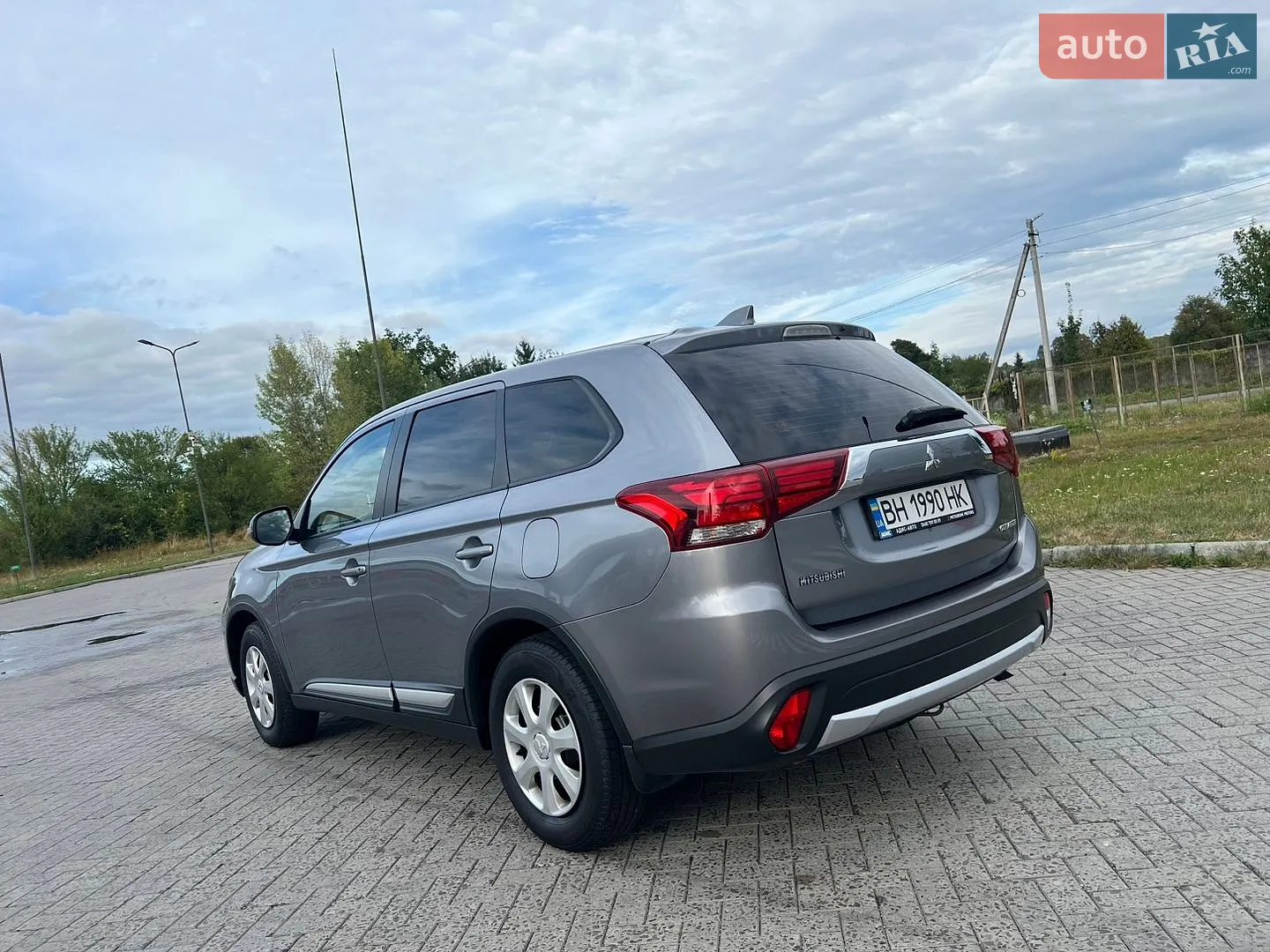 2017 Mitsubishi Outlander - мініатюра 7