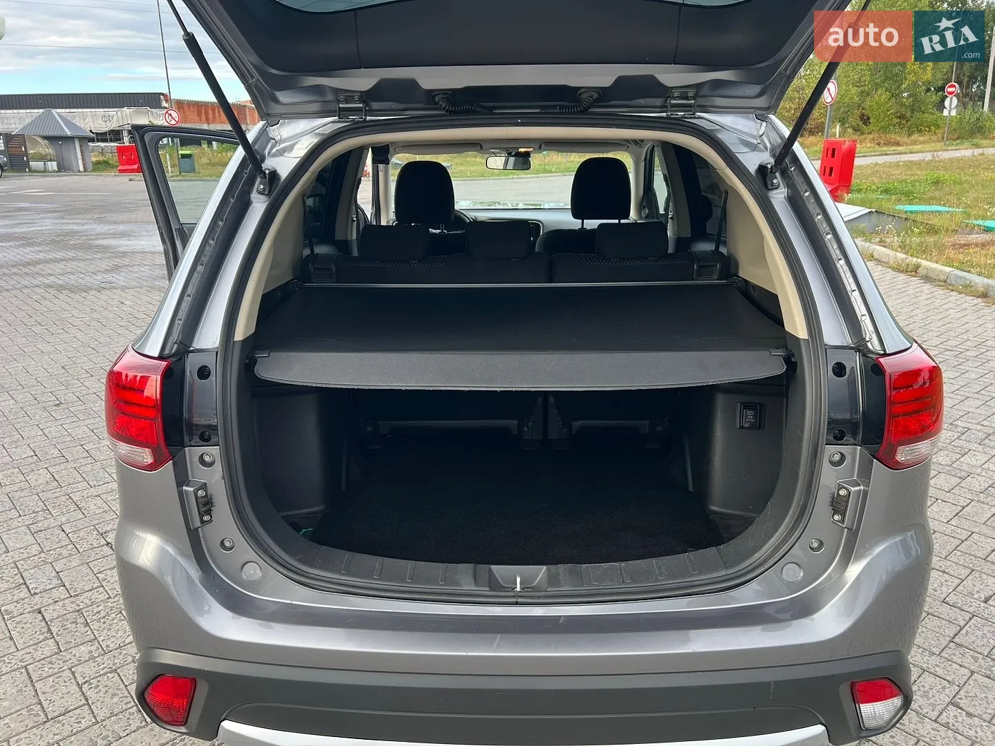 2017 Mitsubishi Outlander - мініатюра 21