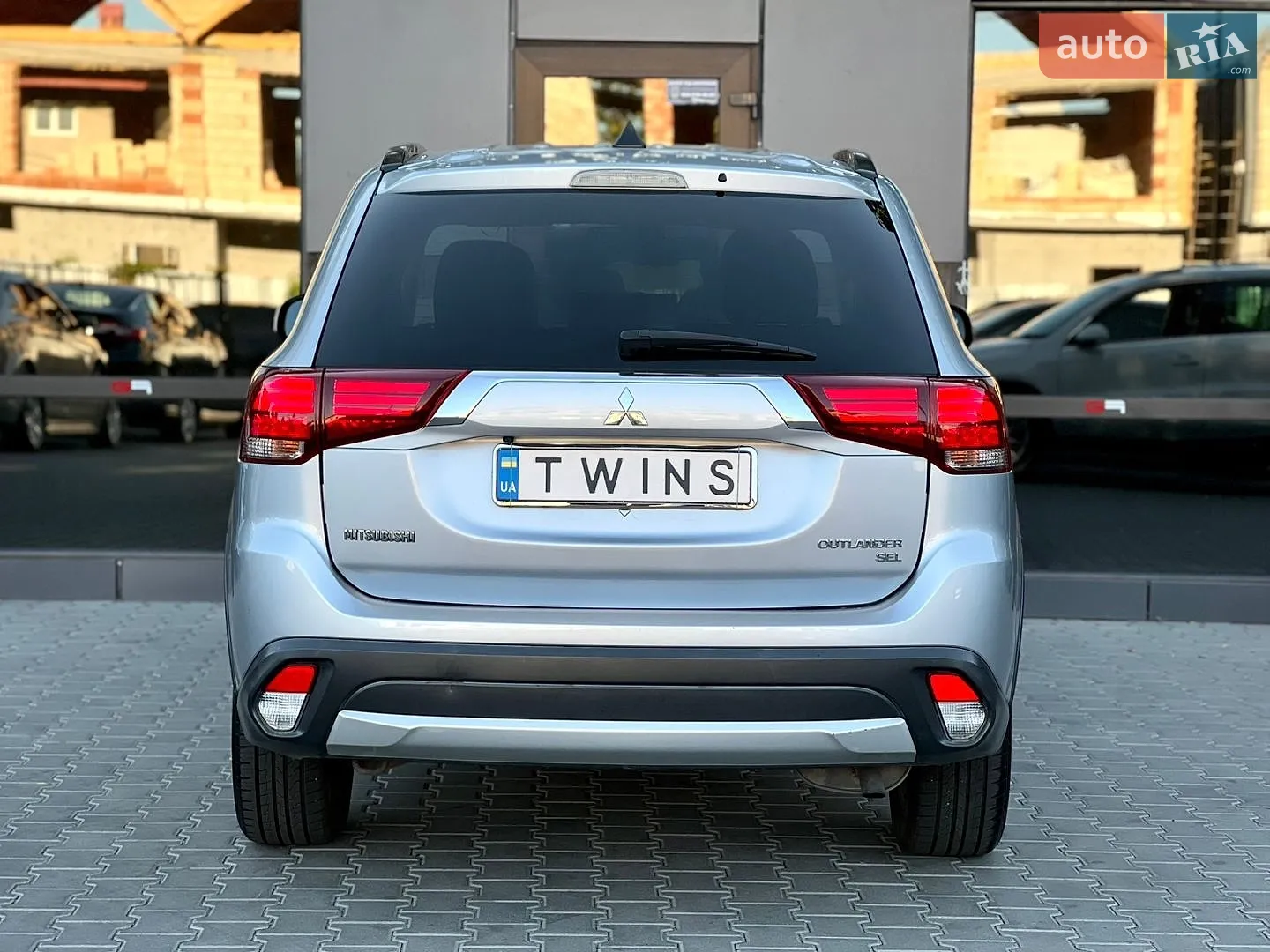 2016 Mitsubishi Outlander - мініатюра 5