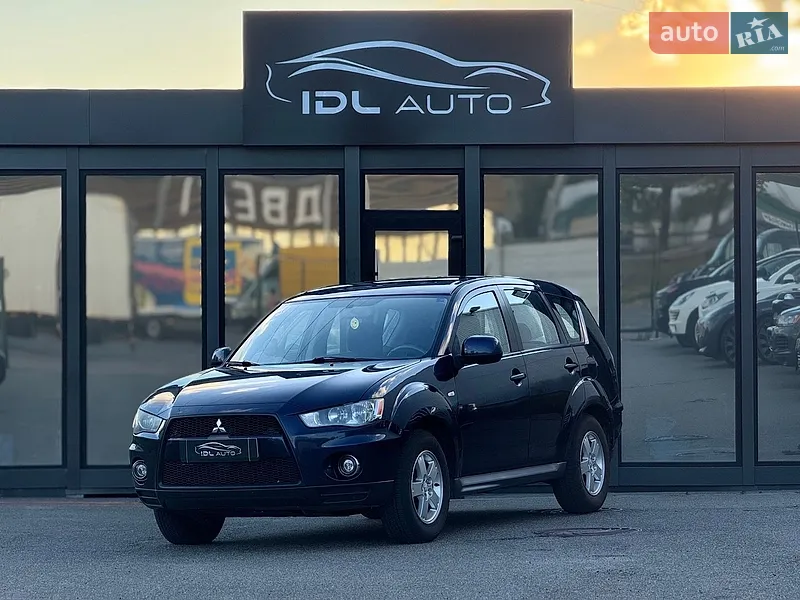Mitsubishi Outlander 2011