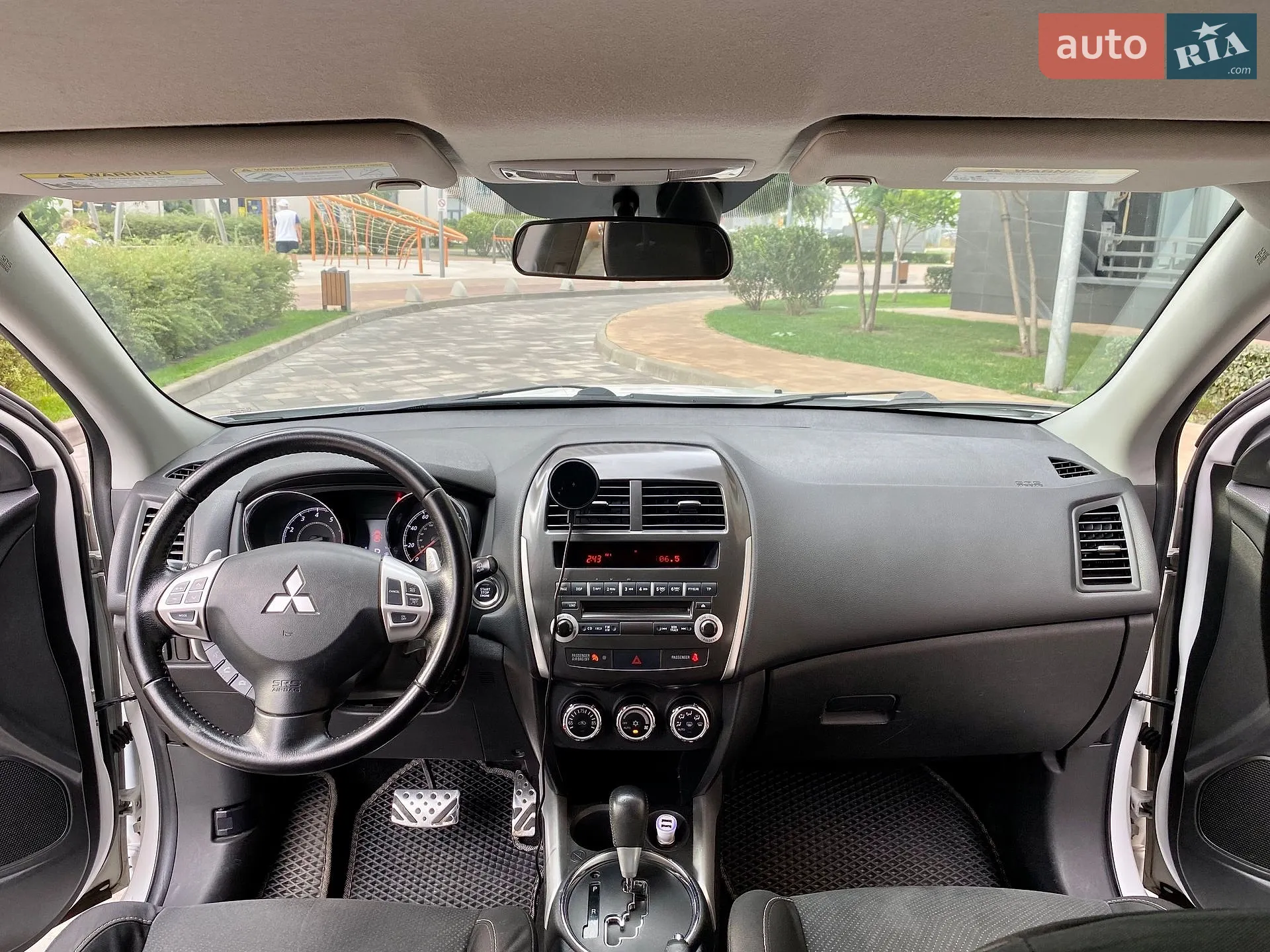 2013 Mitsubishi Outlander - мініатюра 28