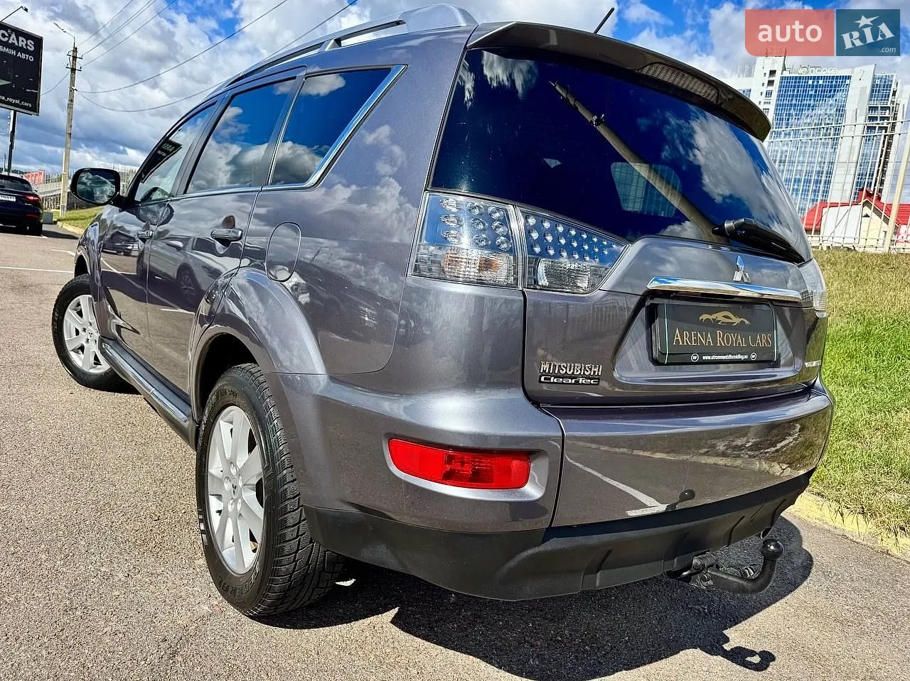 2010 Mitsubishi Outlander - мініатюра 11
