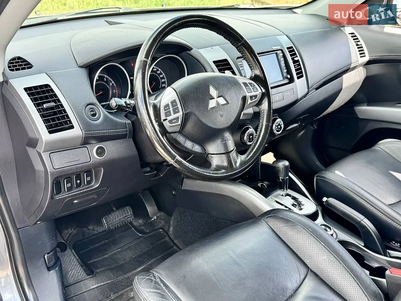 2010 Mitsubishi Outlander - мініатюра 20
