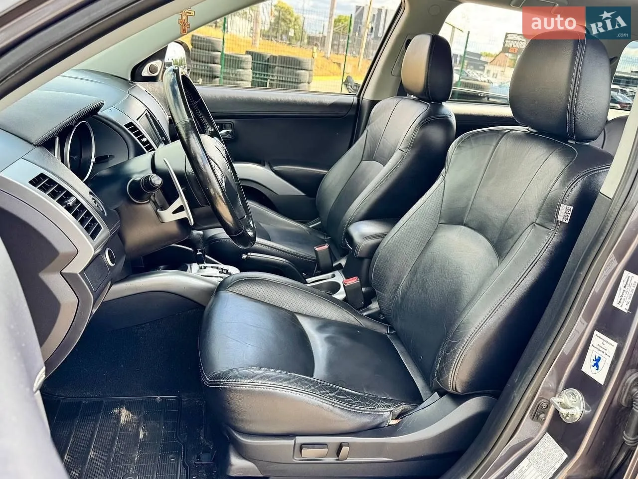 2010 Mitsubishi Outlander - мініатюра 22