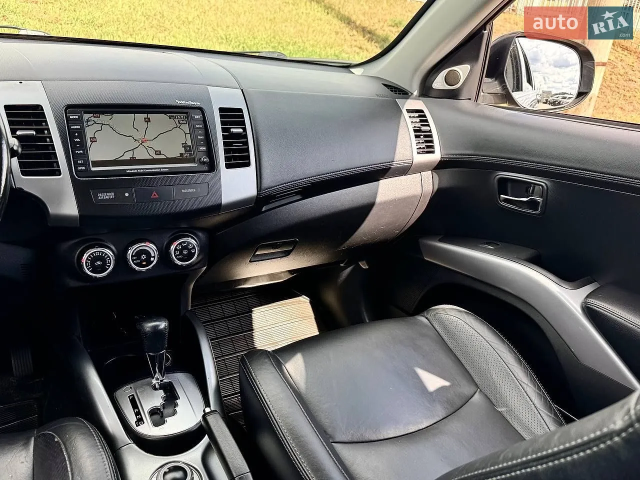2010 Mitsubishi Outlander - мініатюра 31