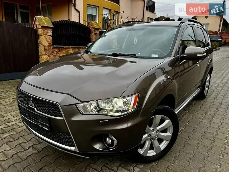 Mitsubishi Outlander