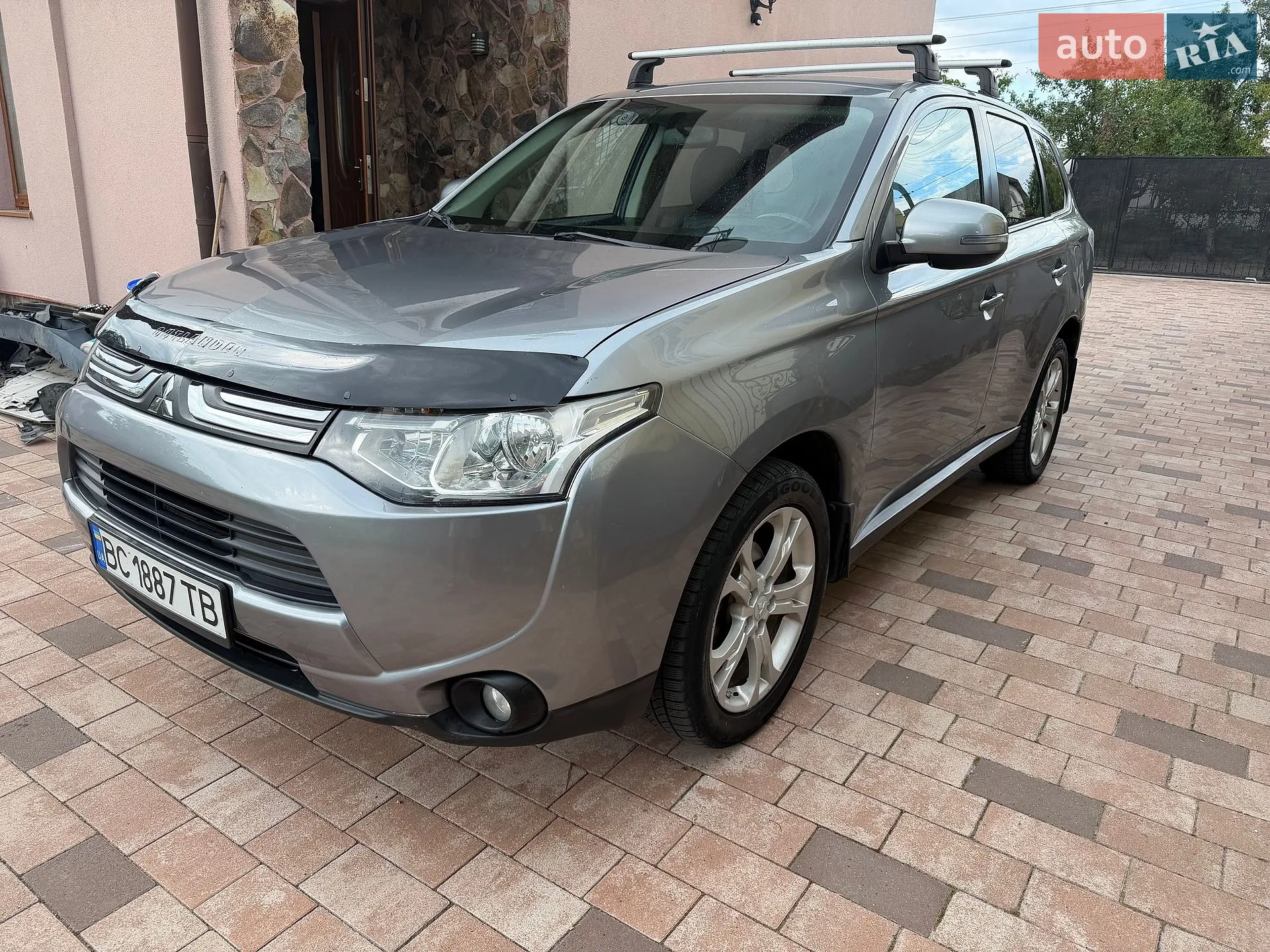 2013 Mitsubishi Outlander - мініатюра 3