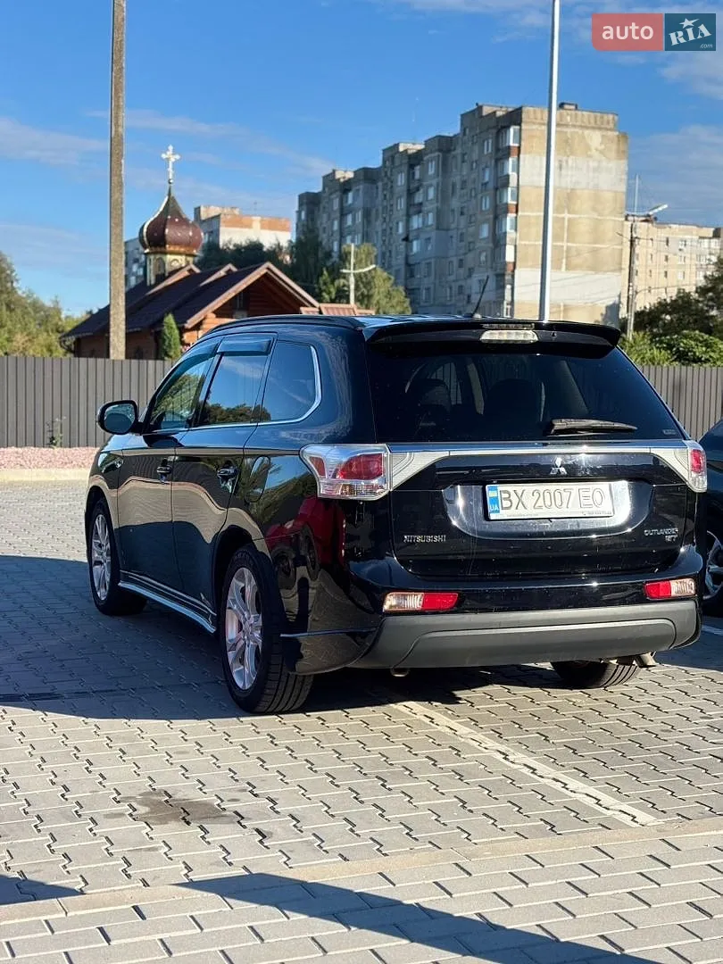 2013 Mitsubishi Outlander - мініатюра 5