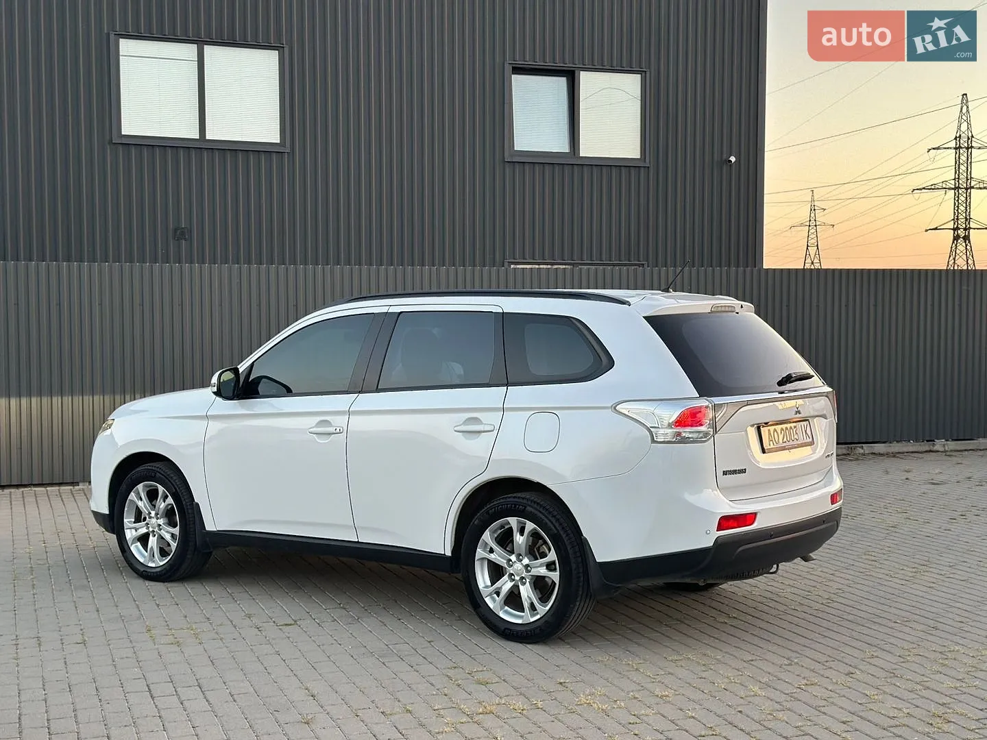 2013 Mitsubishi Outlander - мініатюра 10