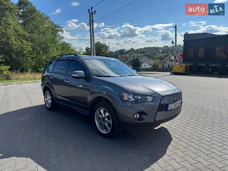Mitsubishi Outlander 2011