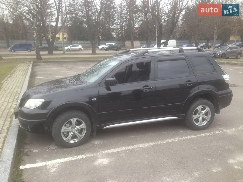 Mitsubishi Outlander