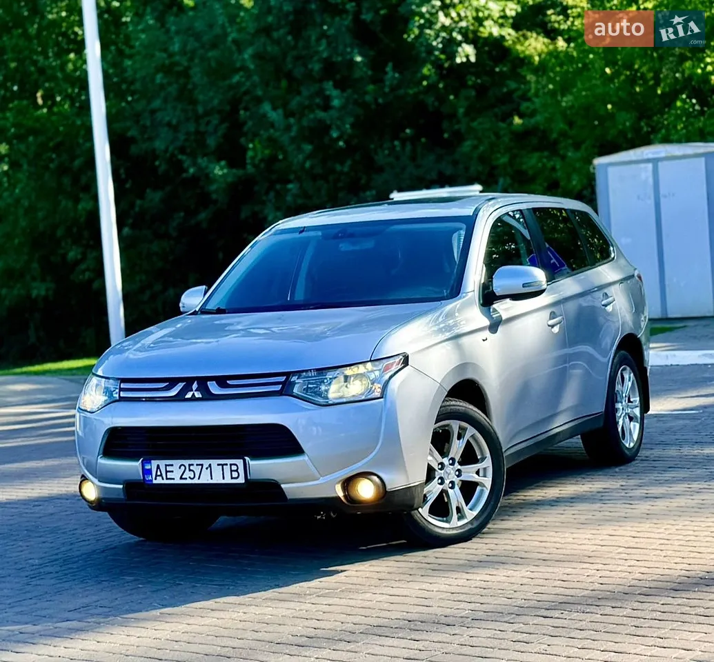 Mitsubishi Outlander 2013