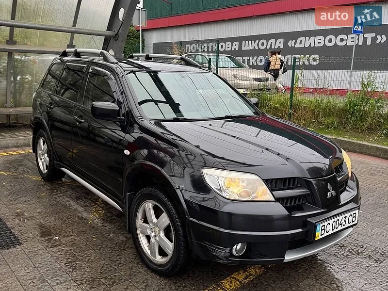 Mitsubishi Outlander