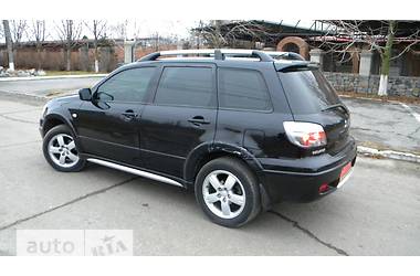 Внедорожник / Кроссовер Mitsubishi Outlander 2007 в 