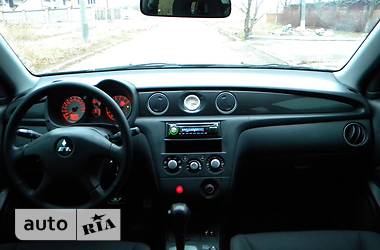Внедорожник / Кроссовер Mitsubishi Outlander 2007 в 